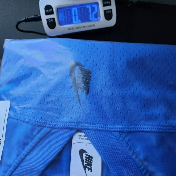 Nike Lab Top Womens L Collection Tee Hyper Cobalt Blue Crop Top V Neck Pullover - Picture 14 of 14